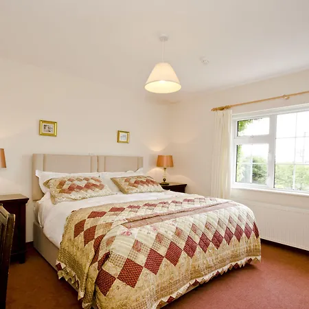 Bed & Breakfast Lurgan House 3*
