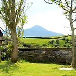 Lurgan House 3* Westport