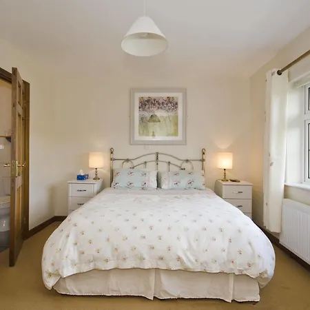 Lurgan House Westport