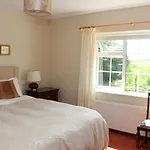 Lurgan House Bed & Breakfast 3*