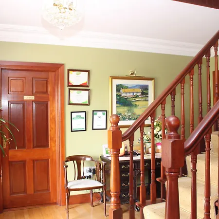 Lurgan House Alojamento de Acomodação e Pequeno-almoço 3*